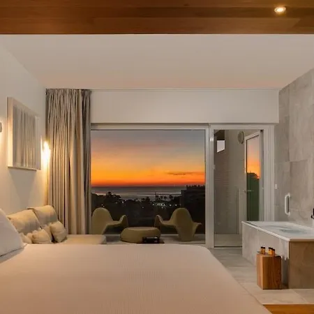 호텔 Leiro Residences 5*