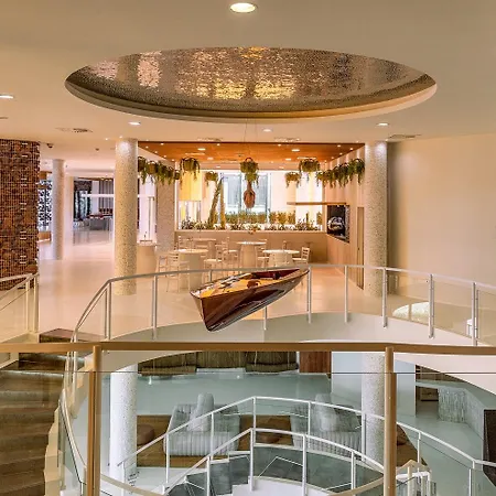 Leiro Residences 호텔 푸엔히롤라