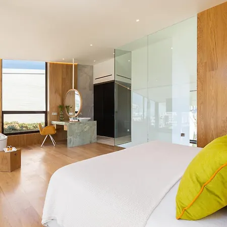 Leiro Residences - Preferred & 5*