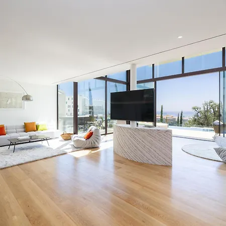 Leiro Residences 호텔