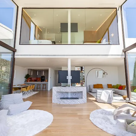 Leiro Residences 호텔 푸엔히롤라