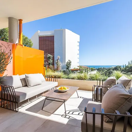 호텔 Leiro Residences 5*