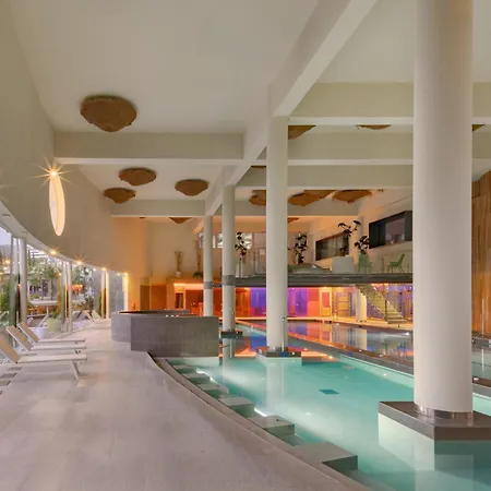 호텔 Leiro Residences - Preferred & 5*