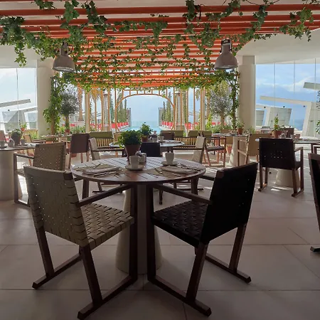 Leiro Residences - Preferred & Szálloda Fuengirola