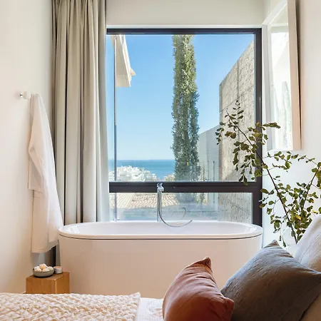 Szálloda Leiro Residences - Preferred & 5*