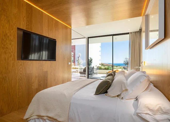 Leiro Residences - Preferred & 호텔 푸엔히롤라