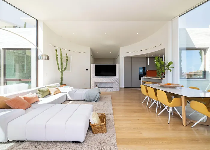 Leiro Residences - Preferred & Hotel 5*