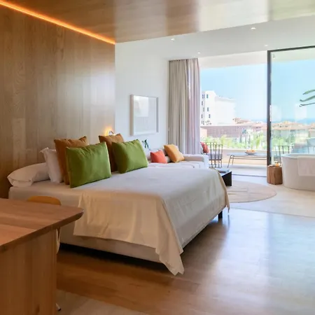 מלון Leiro Residences פואנגירולה