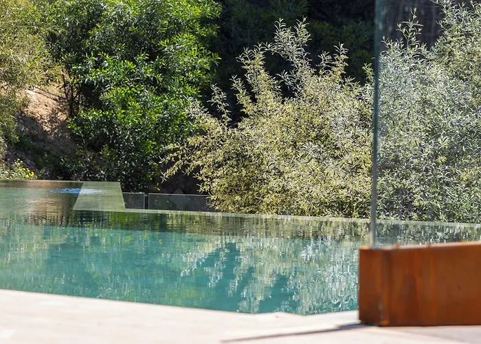 Leiro Residences - Preferred & 5*