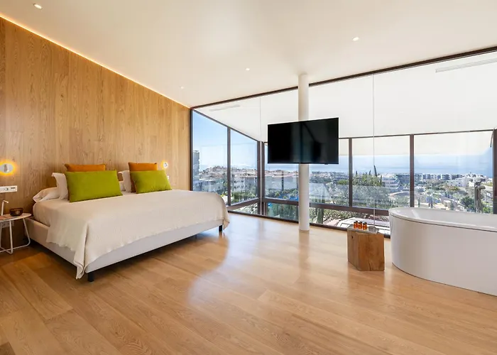 Leiro Residences - Preferred & 5* Fuengirola