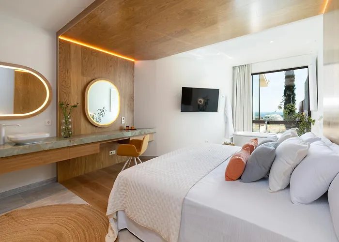 Leiro Residences - Preferred & Hotel 5*